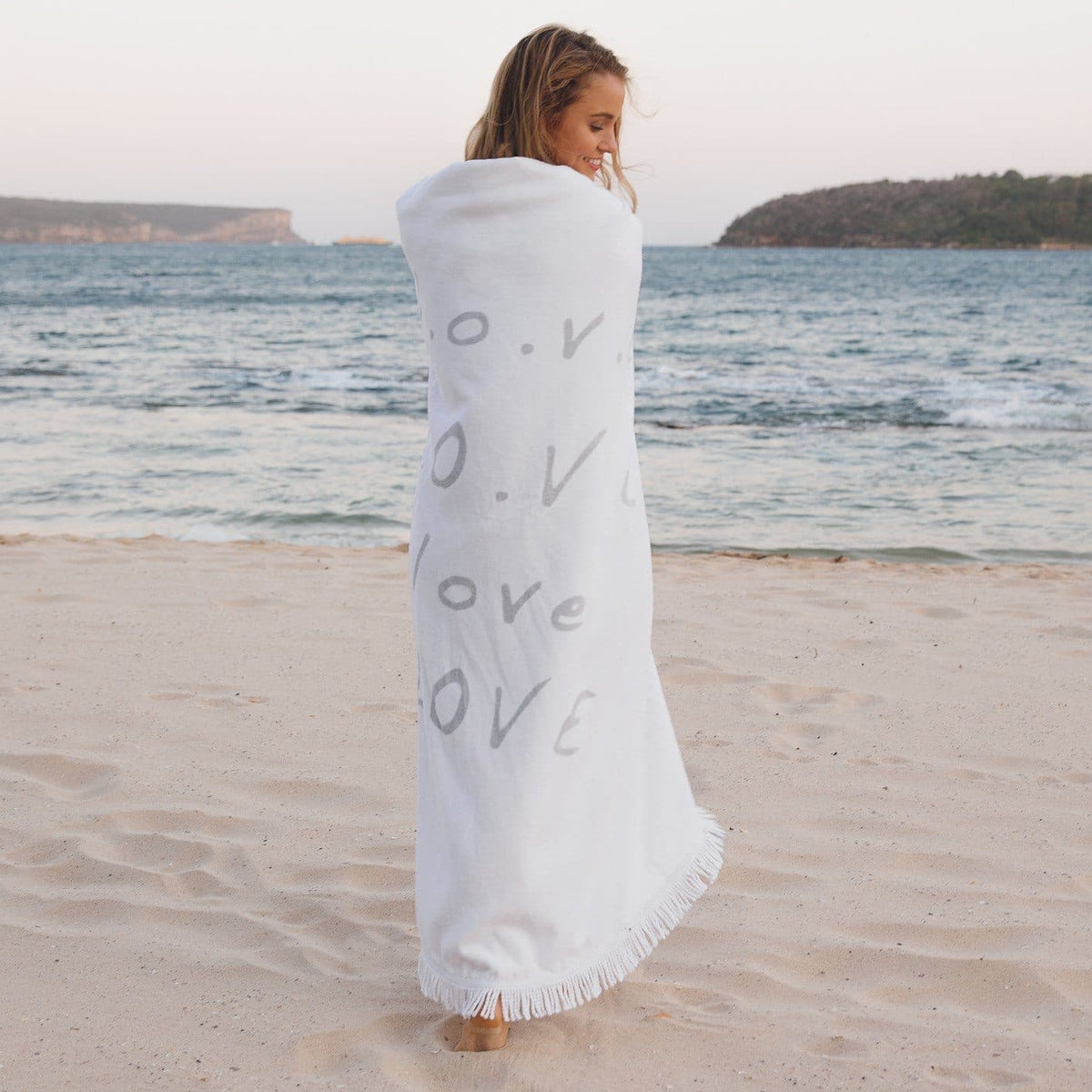 Round Beach Towel/Picnic Blanket - Love Always, view 3