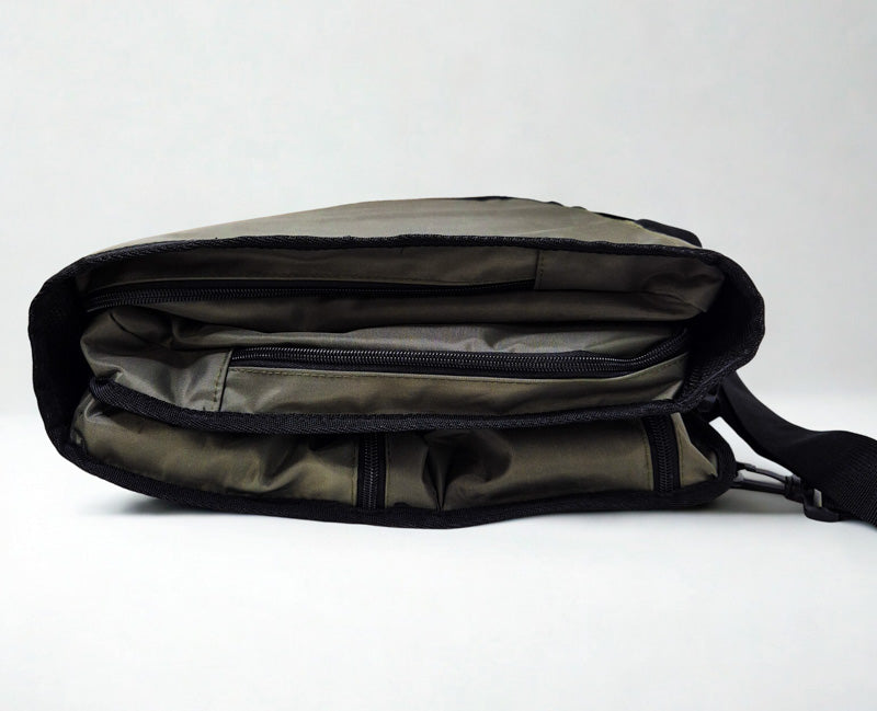 Hanging Weekend Bag, view 3