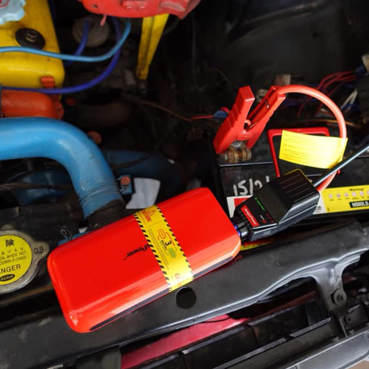 JumpsPower GT 1500A 12V Jump Starter, view 7